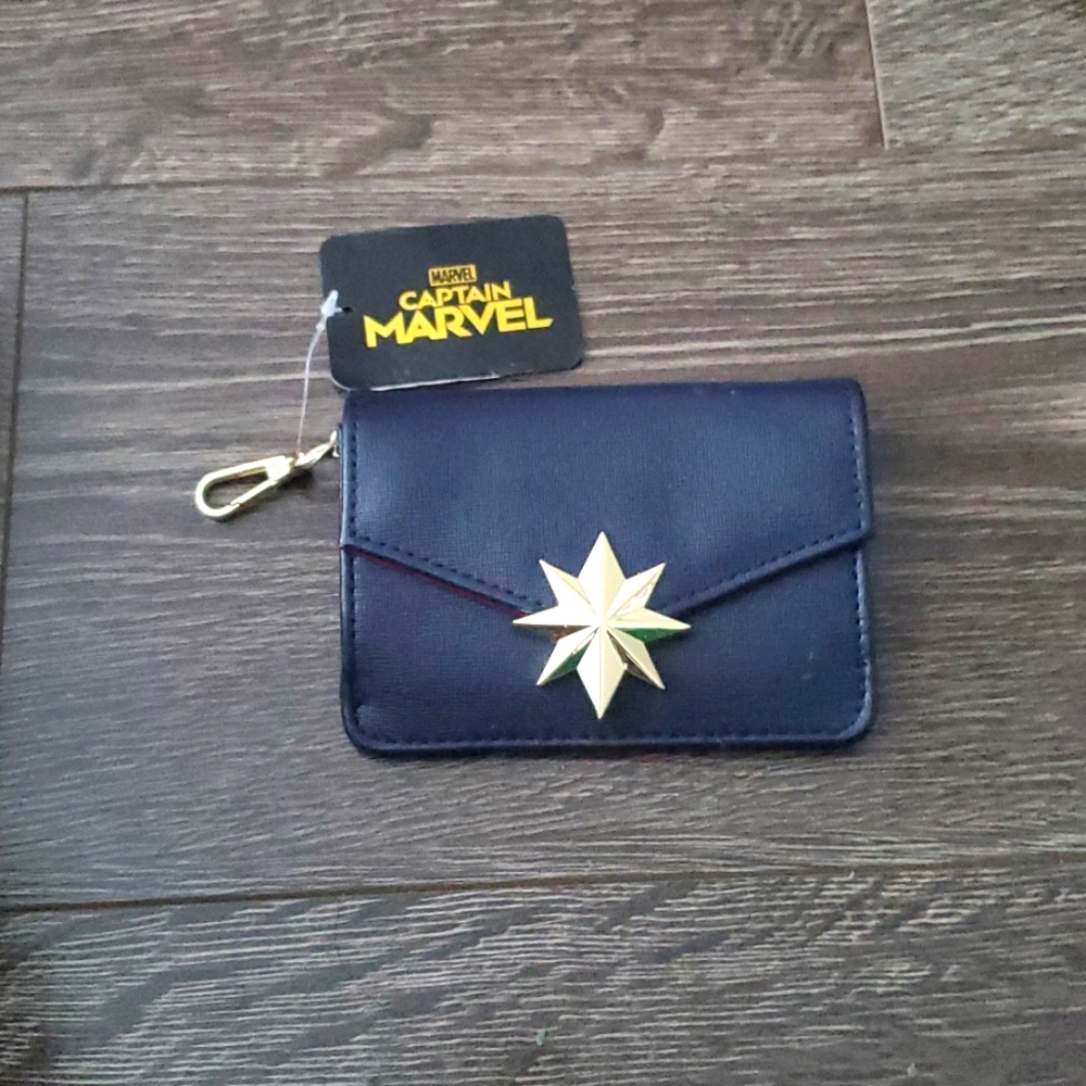 Marvel - Captain Marvel - Front Snap Wallet